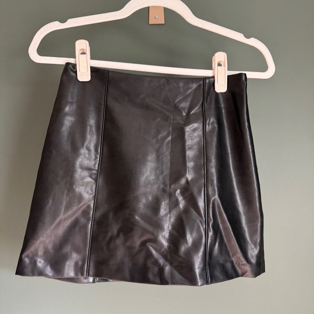 Abercrombie Vegan Leather Skirt/Skort! Size XS
